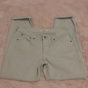 Beige Levi's Boyfriend jeans